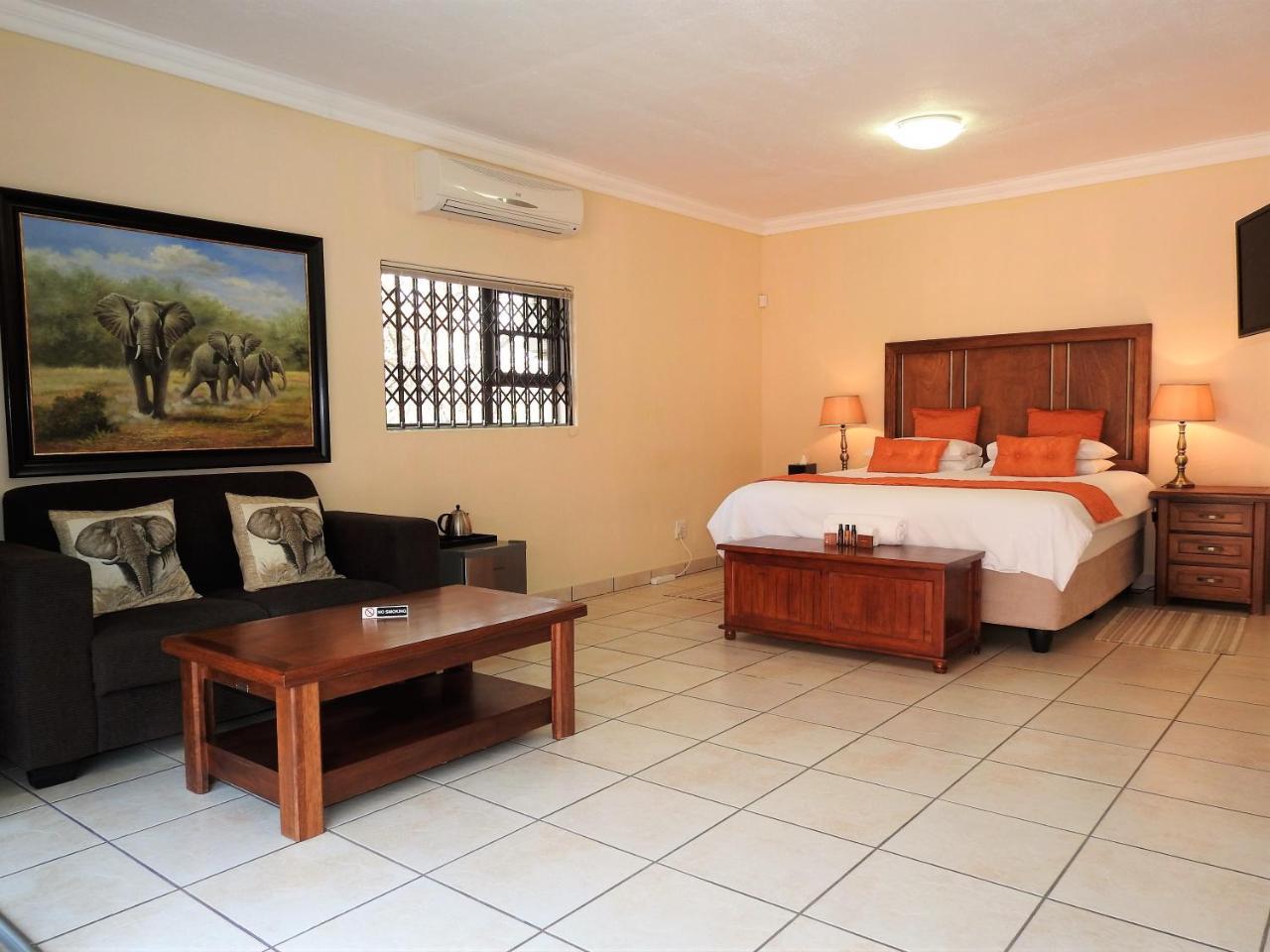 Ubuntu Bed And Breakfast Marloth Park Exterior photo